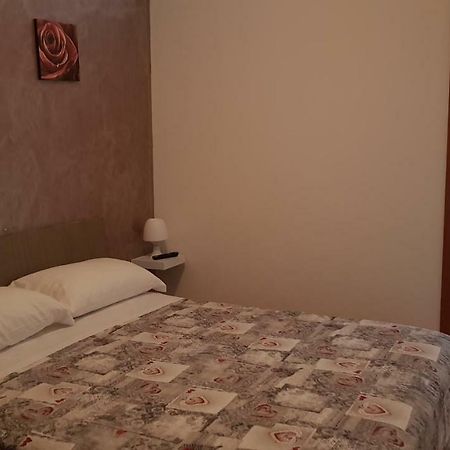 B&B Mara Помпей Екстериор снимка